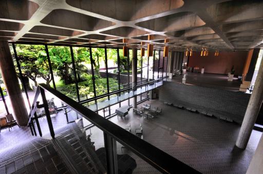 熊本県立美術館本館の画像